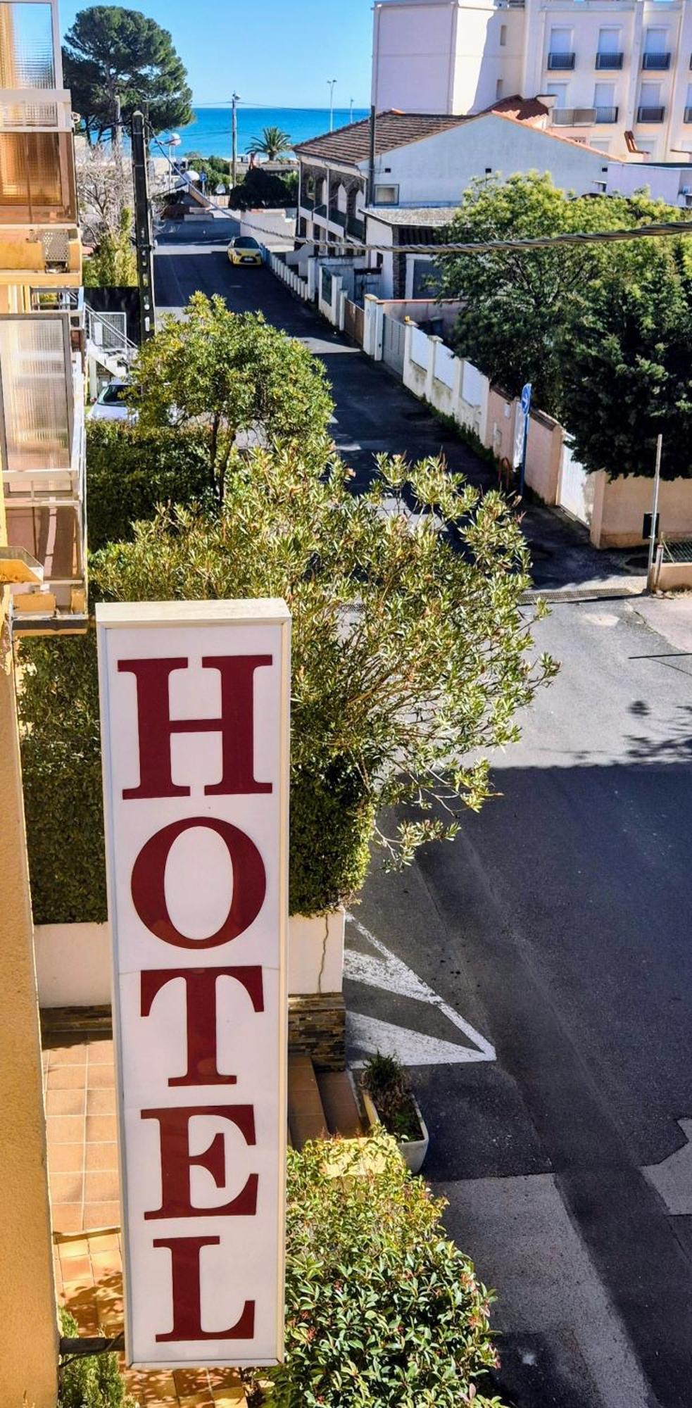 Hotel Le Maritime อาร์เจเลส-ซัวร์-แมร์ ภายนอก รูปภาพ