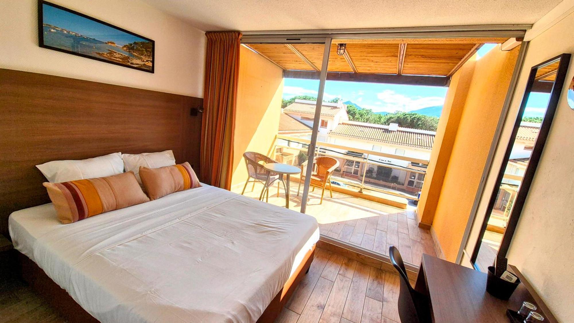 Hotel Le Maritime อาร์เจเลส-ซัวร์-แมร์ ภายนอก รูปภาพ